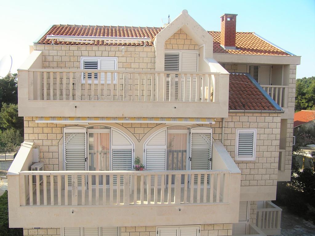 Apartments Pralija Zaboric Bagian luar foto