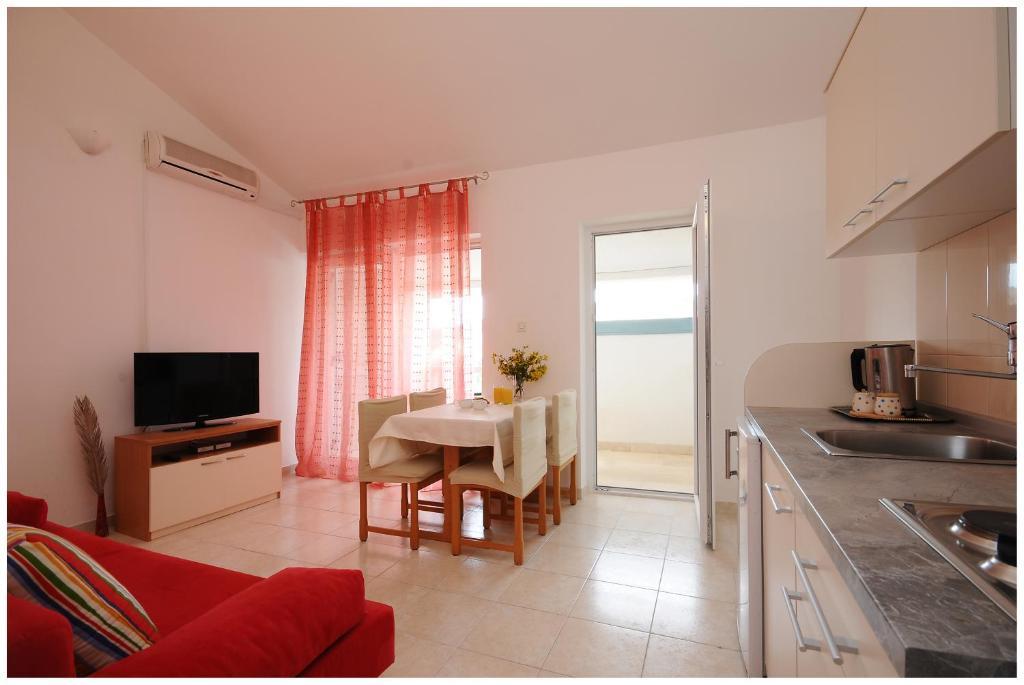 Apartments Pralija Zaboric Bagian luar foto