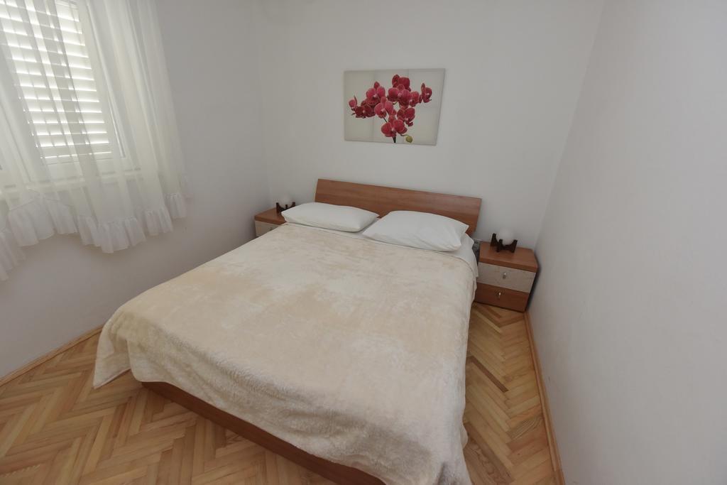Apartments Pralija Zaboric Bagian luar foto