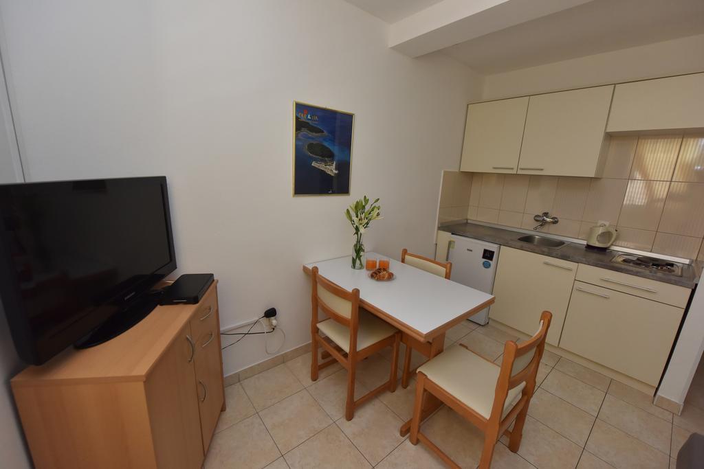 Apartments Pralija Zaboric Bagian luar foto