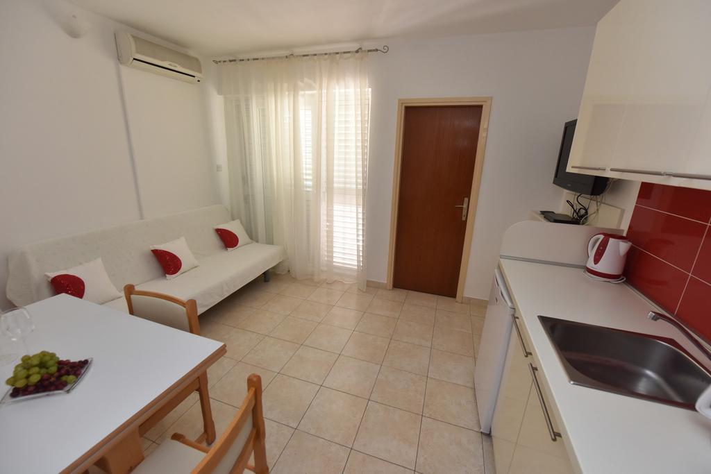Apartments Pralija Zaboric Bagian luar foto