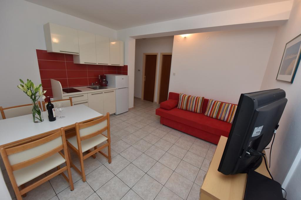 Apartments Pralija Zaboric Bagian luar foto