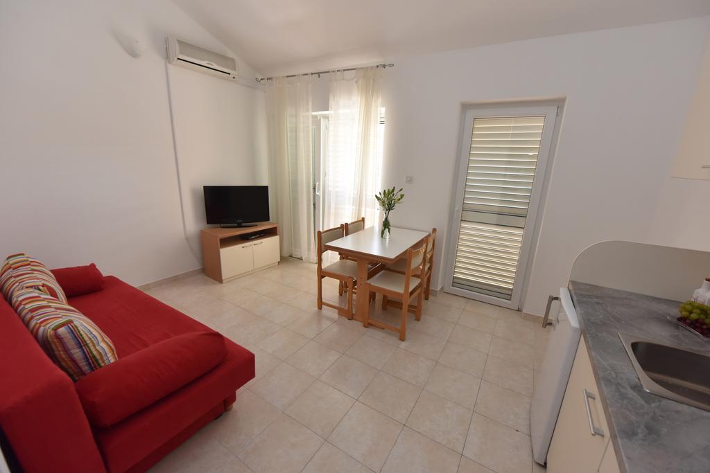Apartments Pralija Zaboric Bagian luar foto